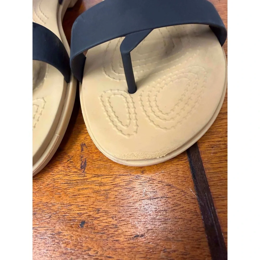 Crocs Tulum Toe Post Sandal Womens 7 Black Tan Strappy Buckle 206108-060